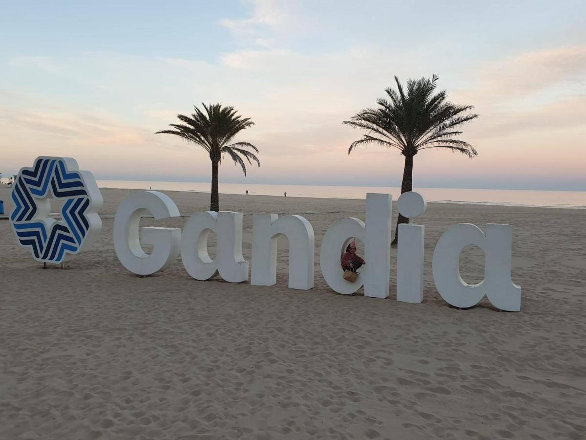 Apartmento De 3 Habitaciones Con Vistas Al Mar Playa de Gandia Kültér fotó